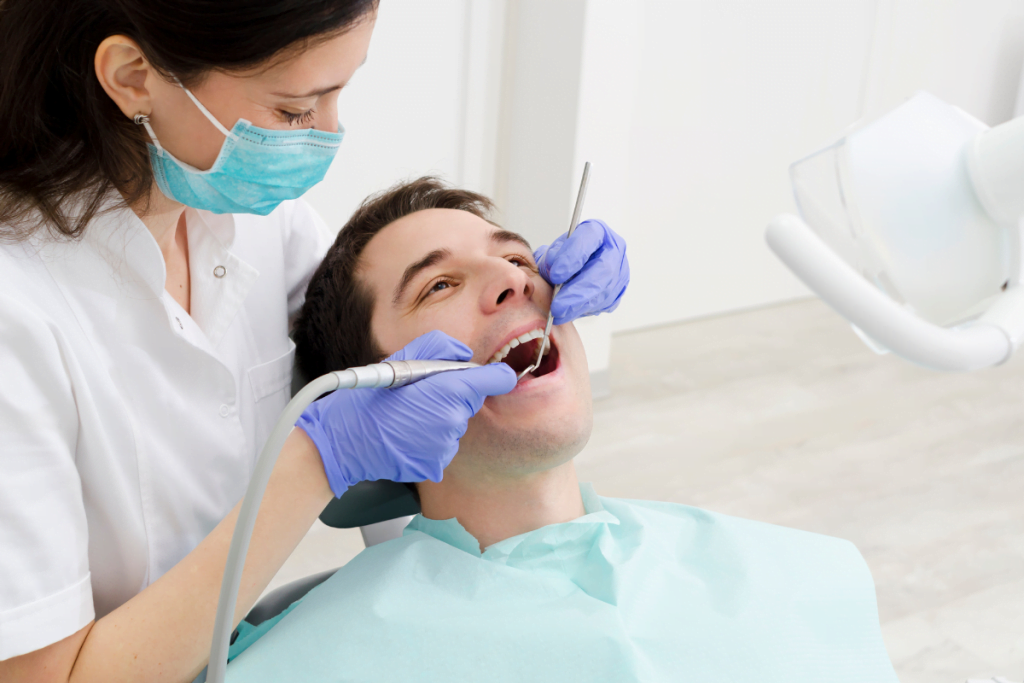 can you get your teeth cleaned while on blood thinners