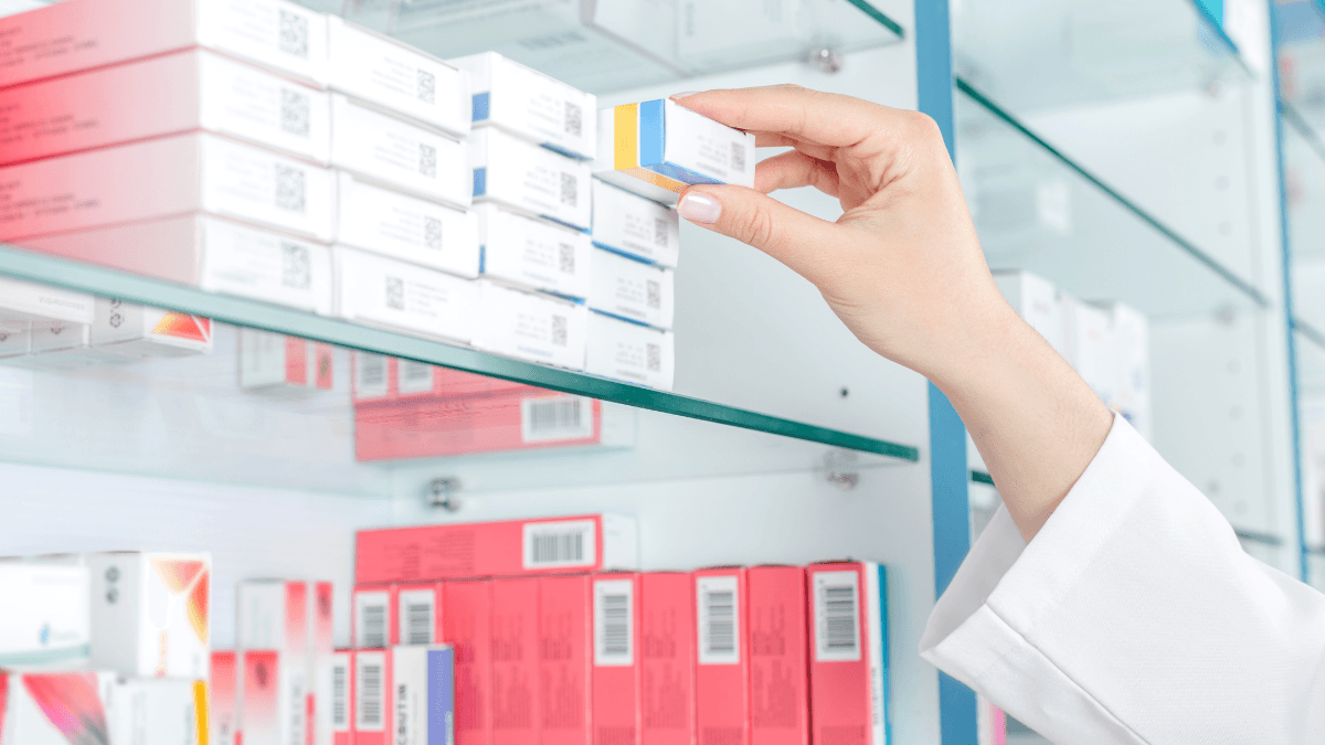Fluvoxamine vs Escitalopram